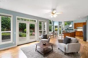 4321 SW Terlyn Ct, Portland, OR 97221 - Photo 9