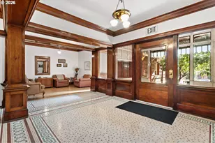 2083 NW Johnson St, Portland, OR 97035 - Photo 7