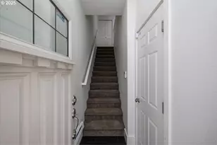 720 NW 118th Ave, Portland, OR 97229 - Photo 5