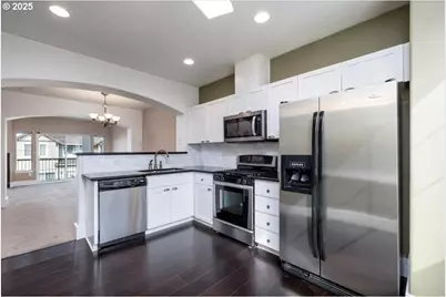 720 NW 118th Ave, Portland, OR 97229 - Photo 13