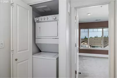 720 NW 118th Ave, Portland, OR 97229 - Photo 23