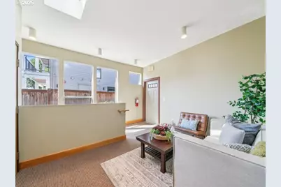 5819 N Greeley Ave, Portland, OR 97217 - Photo 9