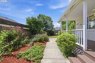 1512 T St, Springfield, OR 97477 - Photo 5