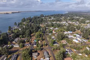 63583 Grand Rd, Coos Bay, OR 97420 - Photo 21