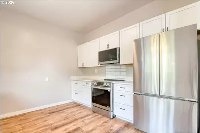 420 SE 10th St, Pendleton, OR 97801 - Photo 11