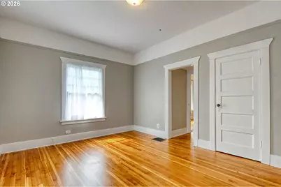 420 SE 10th St, Pendleton, OR 97801 - Photo 13