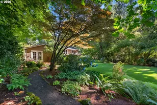 4550 Dogwood Dr, Lake Oswego, OR 97035 - Photo 41