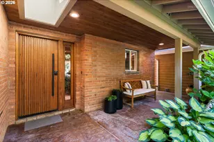 4550 Dogwood Dr, Lake Oswego, OR 97035 - Photo 3