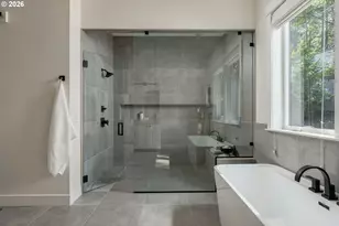 1921 Mapleleaf Ct, Lake Oswego, OR 97034 - Photo 29
