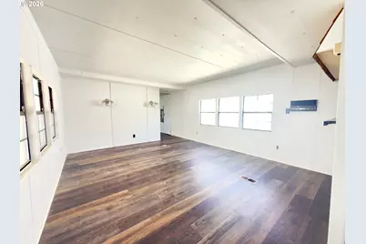 97883 Court St #31, Brookings, OR 97415 - Photo 7