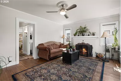 7024 N Albina Ave N, Portland, OR 97217 - Photo 5