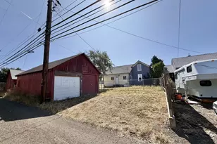 311 E Court St, Goldendale, WA 98620 - Photo 29