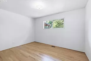 21224 SE Yamhill St, Gresham, OR 97030 - Photo 29
