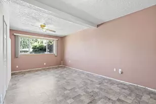 21224 SE Yamhill St, Gresham, OR 97030 - Photo 17