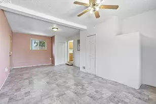21224 SE Yamhill St, Gresham, OR 97030 - Photo 19