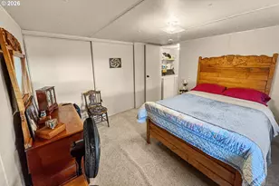 2300 SE 82nd Ave, Portland, OR 97216 - Photo 13