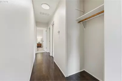 9725 N Exeter Ave, Portland, OR 97203 - Photo 13