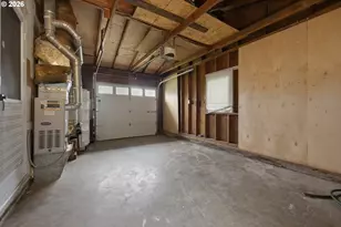 9725 N Exeter Ave, Portland, OR 97203 - Photo 21