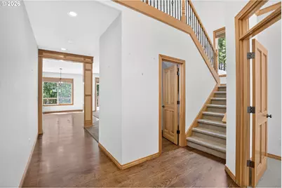 8311 SW 43rd Ave, Portland, OR 97219 - Photo 9