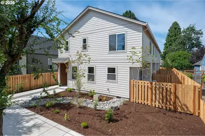 8425 NE Hassalo St, Portland, OR 97220 - Photo 3