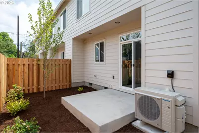 8425 NE Hassalo St, Portland, OR 97220 - Photo 39
