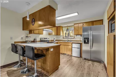 1320 NE 19th St, McMinnville, OR 97128 - Photo 7