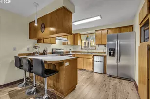 1320 NE 19th St, McMinnville, OR 97128 - Photo 7