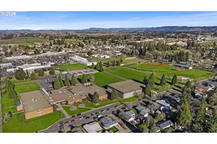 1320 NE 19th St, McMinnville, OR 97128 - Photo 33