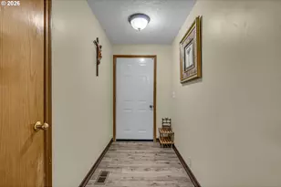 1320 NE 19th St, McMinnville, OR 97128 - Photo 3