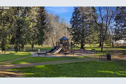 1320 NE 19th St, McMinnville, OR 97128 - Photo 31