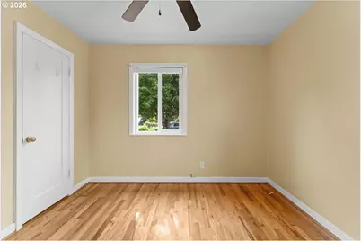 7413 SE Pine St, Portland, OR 97215 - Photo 17