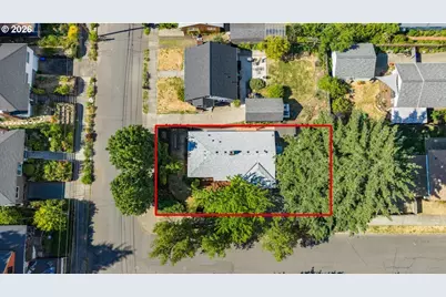 7413 SE Pine St, Portland, OR 97215 - Photo 41