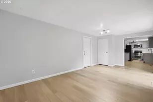 12955 SW 22nd St, Beaverton, OR 97008 - Photo 9