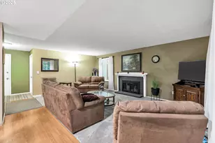 2390 NE Spruce Ave, Gresham, OR 97030 - Photo 7