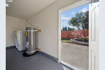 15532 SE Lincoln St, Portland, OR 97233 - Photo 37