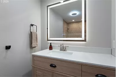 14375 SW Wilson Dr, Beaverton, OR 97008 - Photo 25