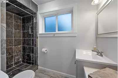 14375 SW Wilson Dr, Beaverton, OR 97008 - Photo 35