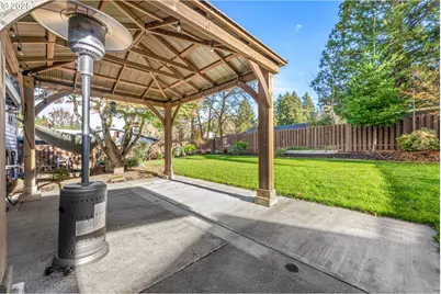 14375 SW Wilson Dr, Beaverton, OR 97008 - Photo 41