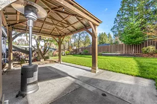 14375 SW Wilson Dr, Beaverton, OR 97008 - Photo 41