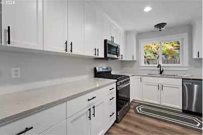 14375 SW Wilson Dr, Beaverton, OR 97008 - Photo 11