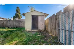 577 Pacific Ave, Springfield, OR 97477 - Photo 29