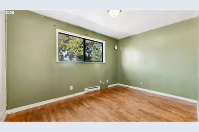 577 Pacific Ave, Springfield, OR 97477 - Photo 7
