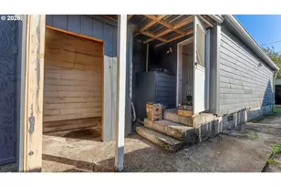 577 Pacific Ave, Springfield, OR 97477 - Photo 35