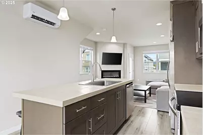 176 SW Hewitt Ave, Troutdale, OR 97060 - Photo 11