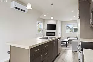 176 SW Hewitt Ave, Troutdale, OR 97060 - Photo 11