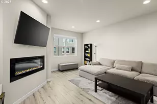 176 SW Hewitt Ave, Troutdale, OR 97060 - Photo 7