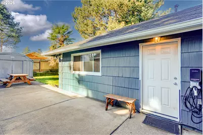 9926 N Lombard St, Portland, OR 97203 - Photo 25