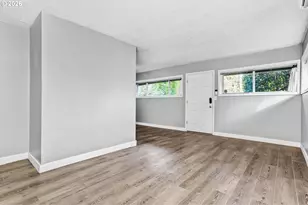 9926 N Lombard St, Portland, OR 97203 - Photo 9