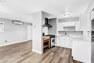 9926 N Lombard St, Portland, OR 97203 - Photo 13