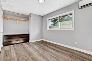 9926 N Lombard St, Portland, OR 97203 - Photo 21